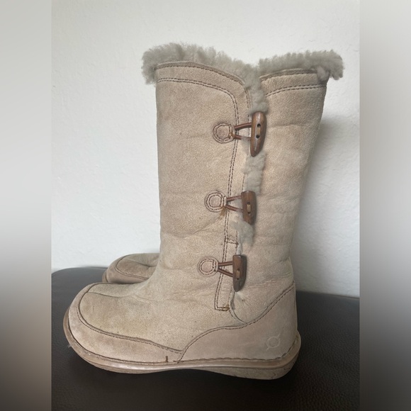 Born Shearling Boots - Ugg Style - Picture 2 of 10